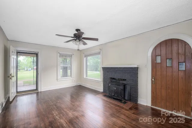 $249,900 | 4098 Highway 127, Hickory, NC 28602