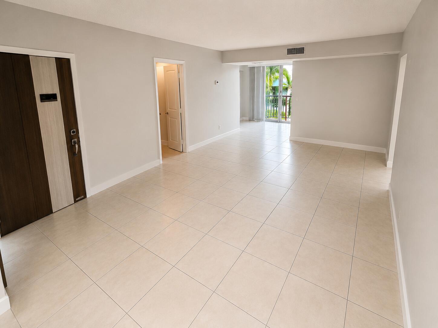 8650 Southwest 133rd Avenue Road, Unit 214 Miami, FL 33183 - Photo 3 of 25 Foto5.png
