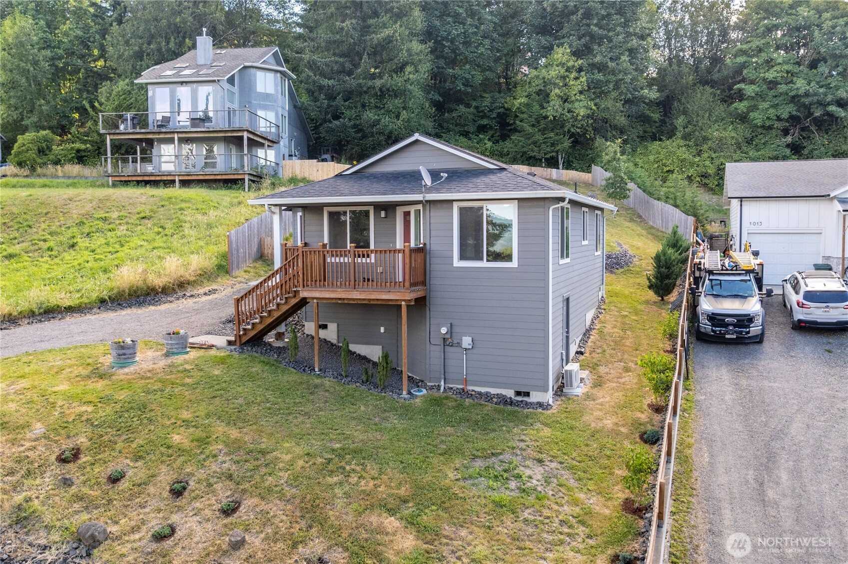 1009 Taylor Road Kalama, WA 98625 - Photo 3 of 33