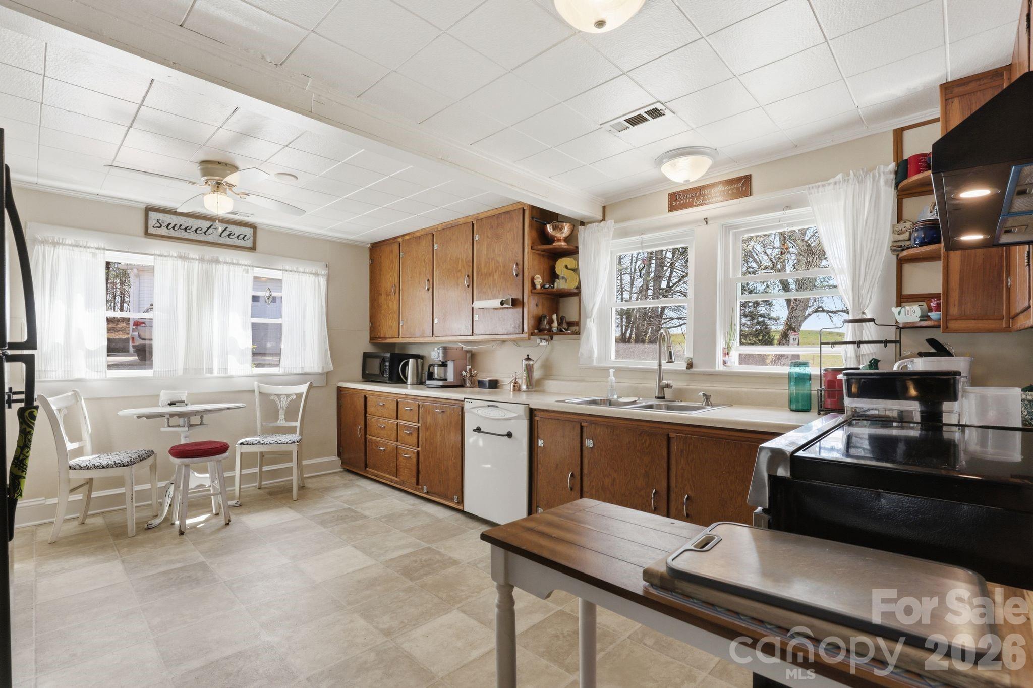 6998 Nobby Lail Road Connelly Springs, NC 28612 - Photo 13 of 43