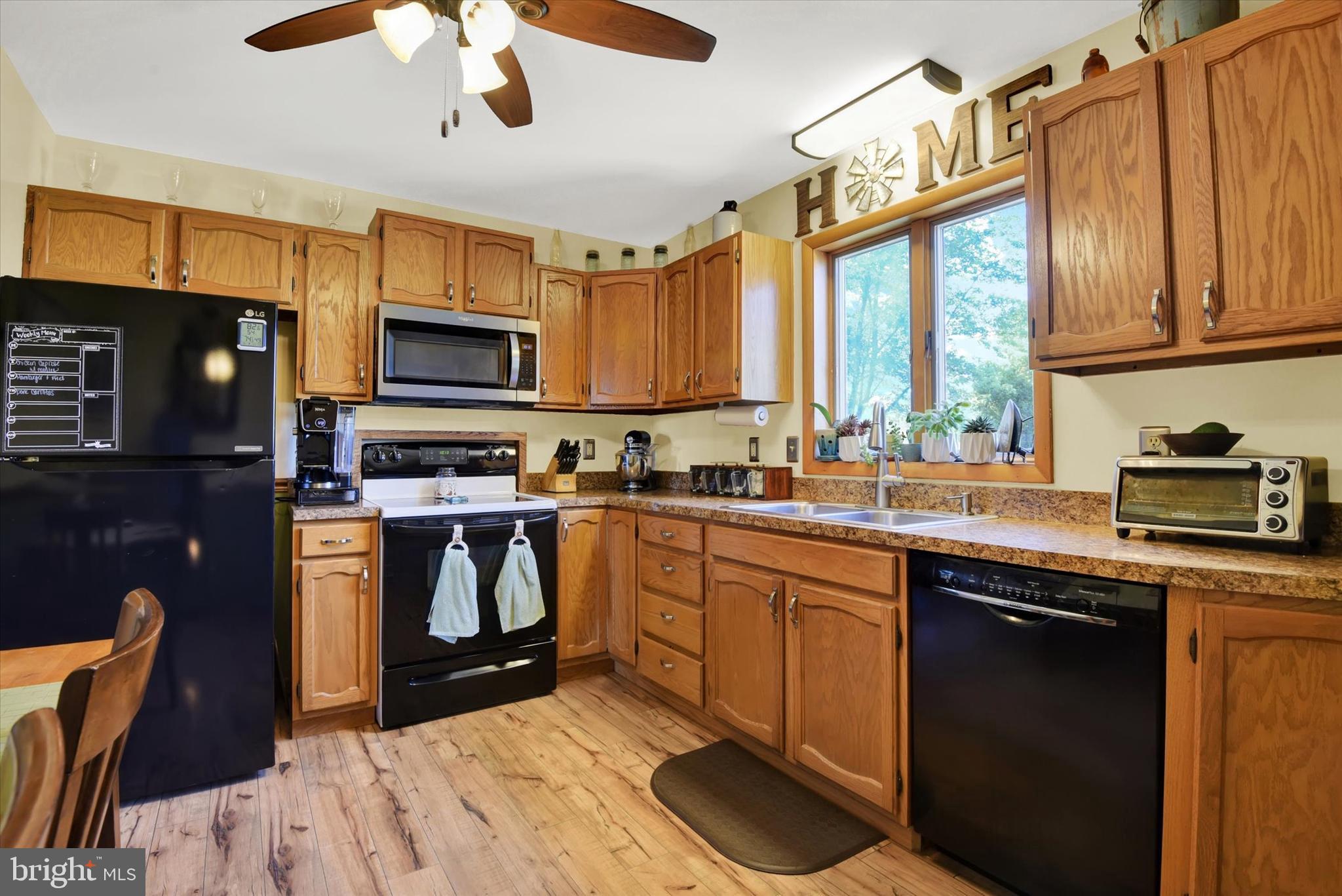 109 Fox Run Road Hanover, PA 17331 - Photo 7 of 24