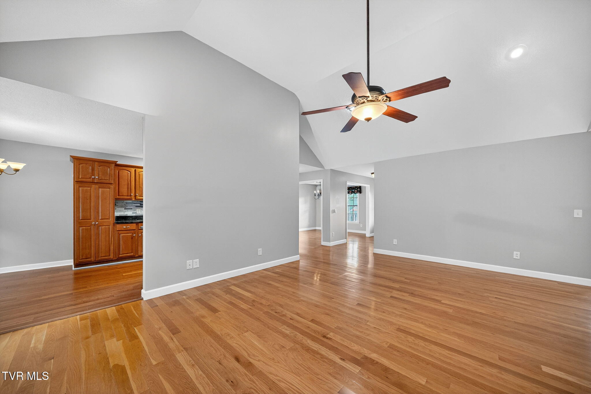 211 Michaels Ridge Boulevard Johnson City, TN 37615 - Photo 15 of 55 211 Michaels Ridge Blvd