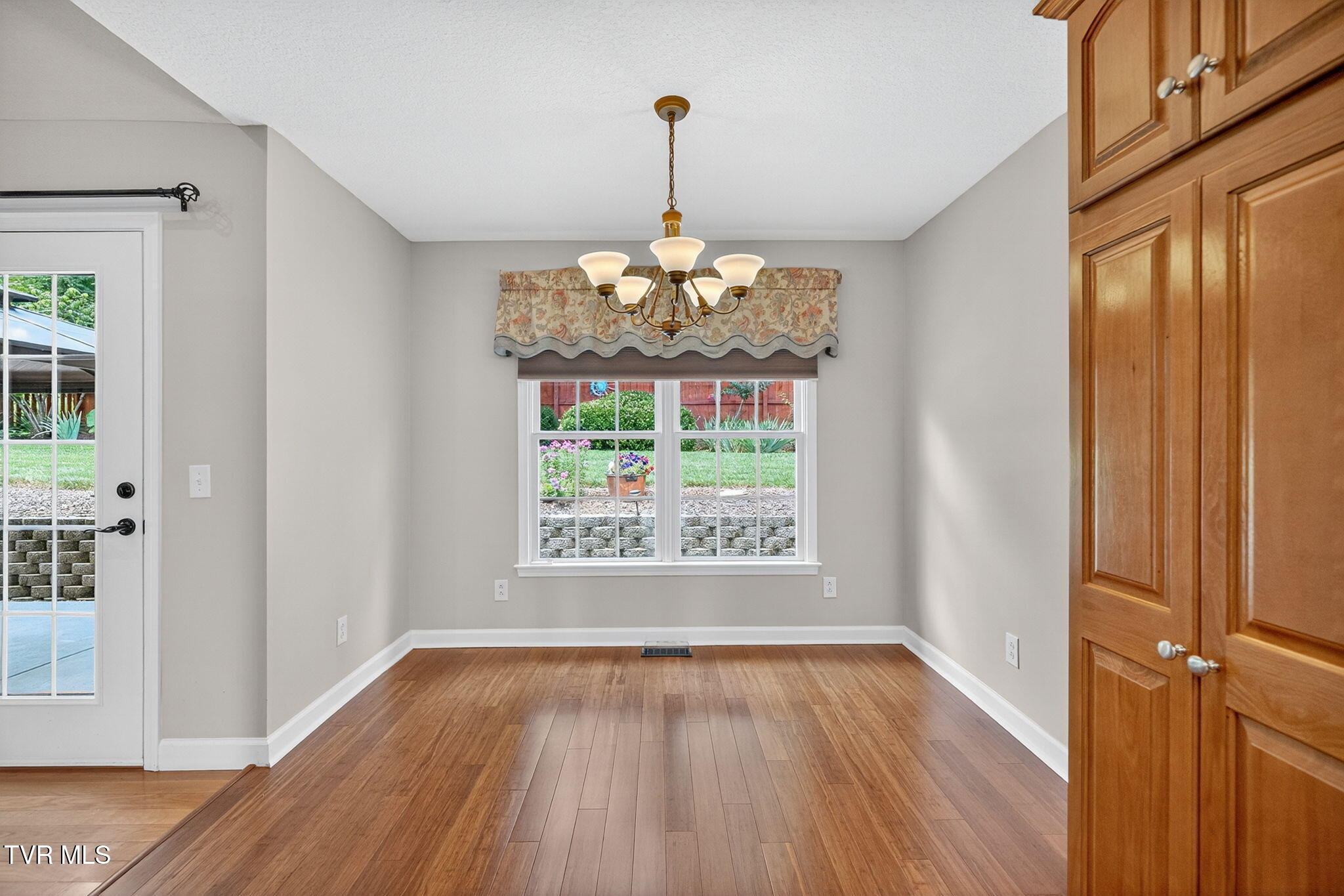 211 Michaels Ridge Boulevard Johnson City, TN 37615 - Photo 19 of 55 211 Michaels Ridge Blvd