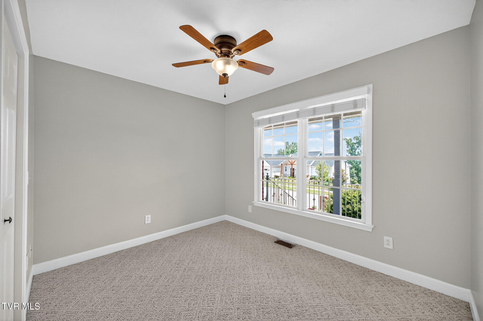 211 Michaels Ridge Boulevard Johnson City, TN 37615 - Photo 27 of 55 211 Michaels Ridge Blvd