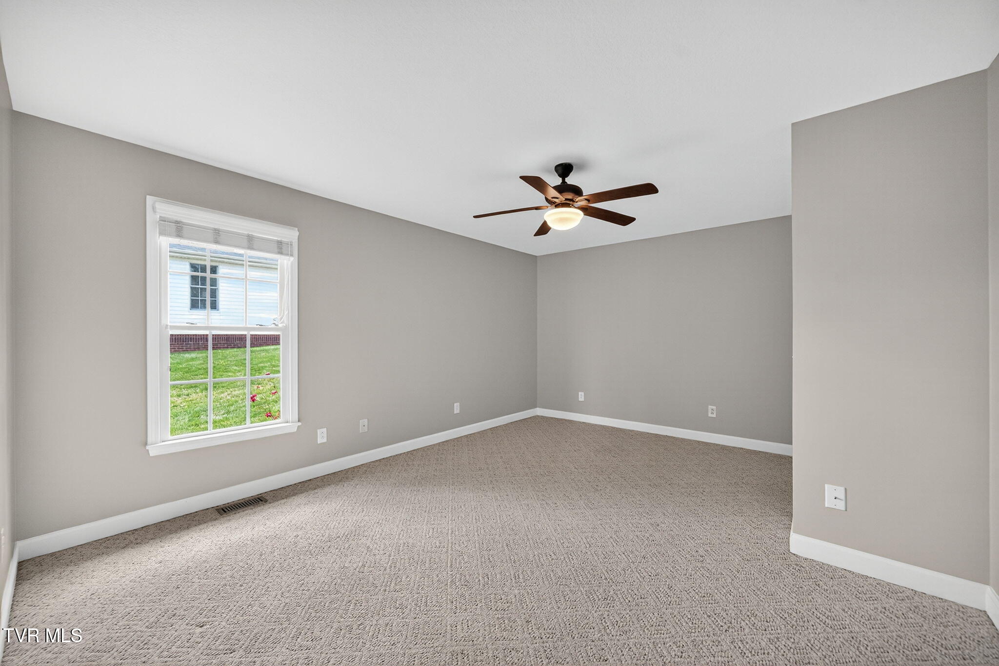 211 Michaels Ridge Boulevard Johnson City, TN 37615 - Photo 34 of 55 211 Michaels Ridge Blvd