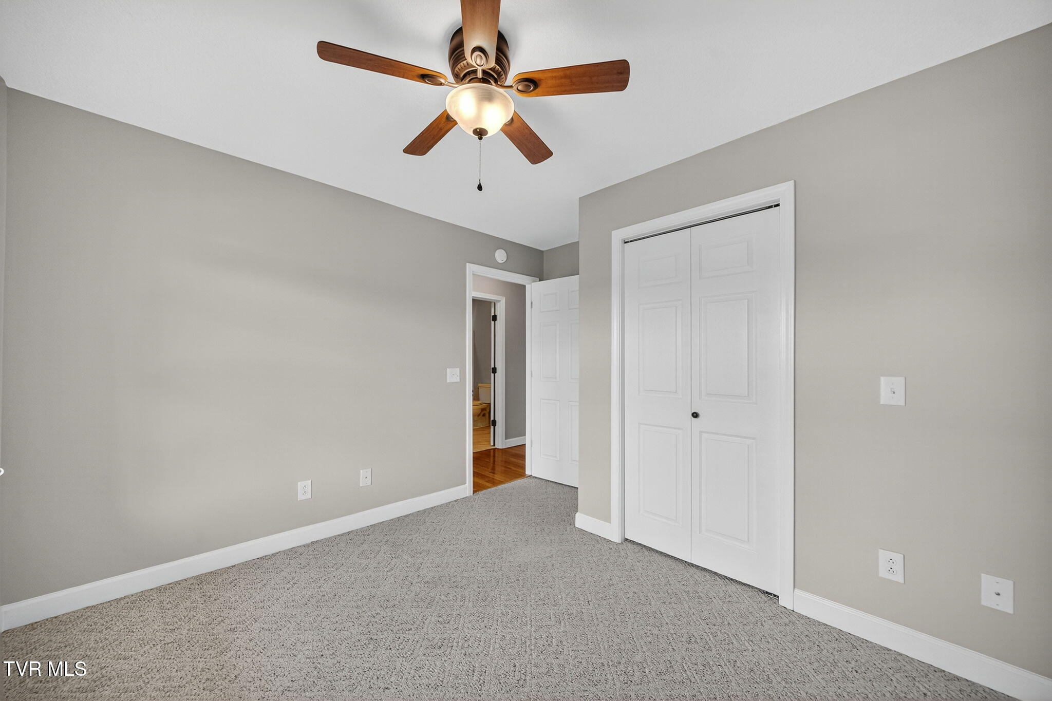 211 Michaels Ridge Boulevard Johnson City, TN 37615 - Photo 35 of 55 211 Michaels Ridge Blvd