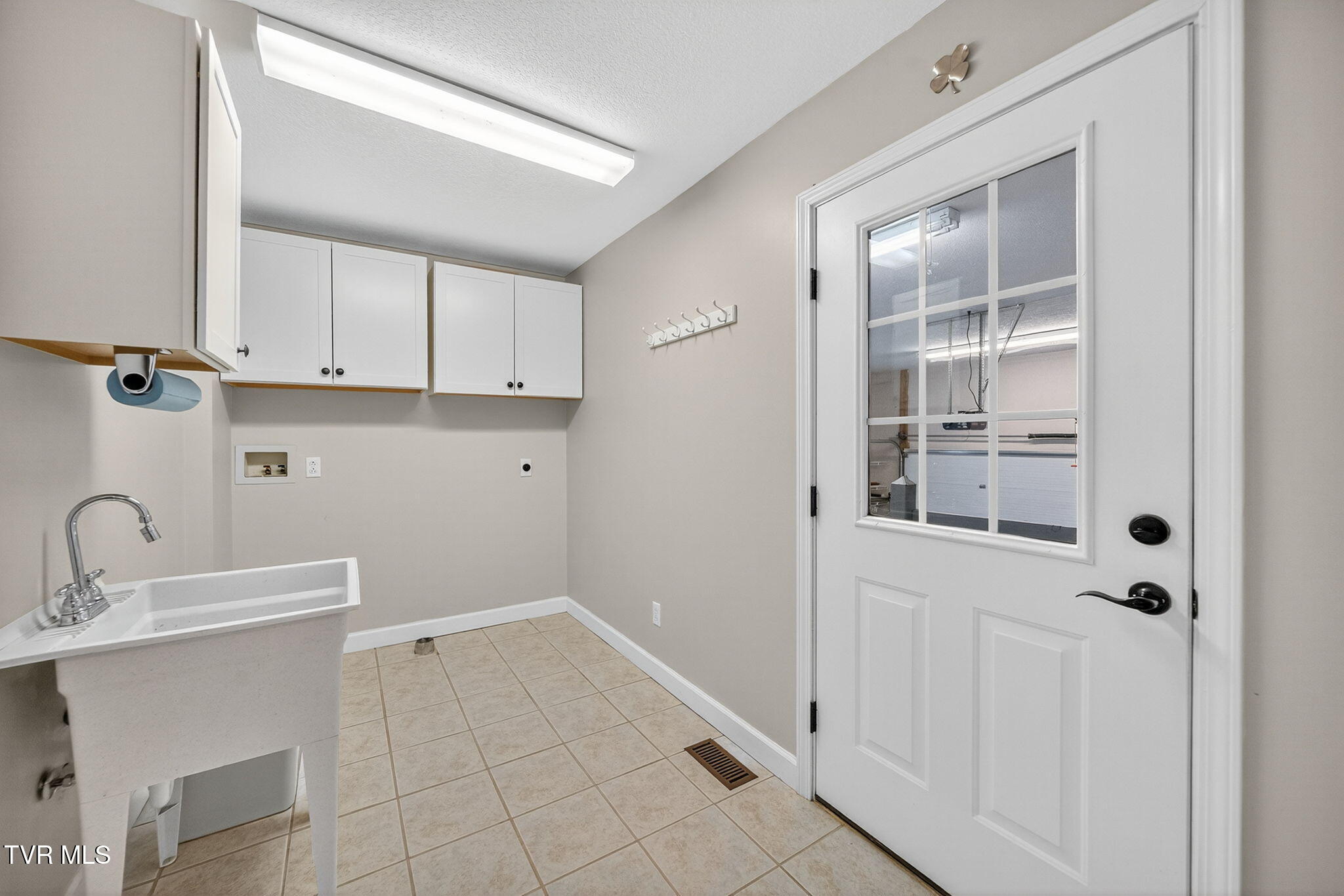 211 Michaels Ridge Boulevard Johnson City, TN 37615 - Photo 37 of 55 211 Michaels Ridge Blvd