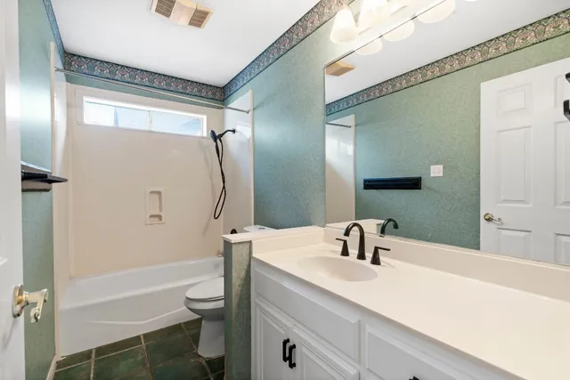 $550,000 | 3900 Chisholm Trail, Salado, TX 76571