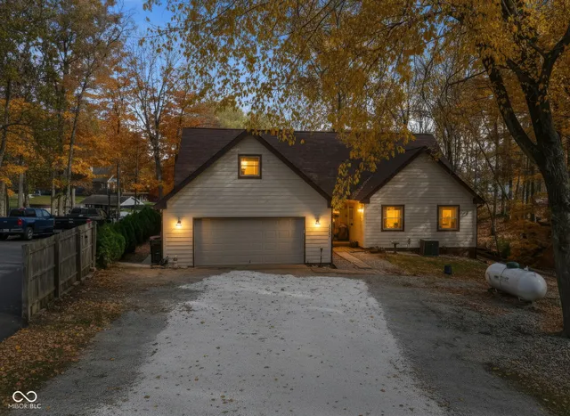 $884,900 | 175 Mill, Coatesville, IN 46121