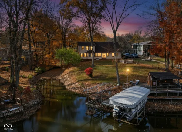 $862,800 | 175 Mill Spring Drive, Coatesville, IN 46121