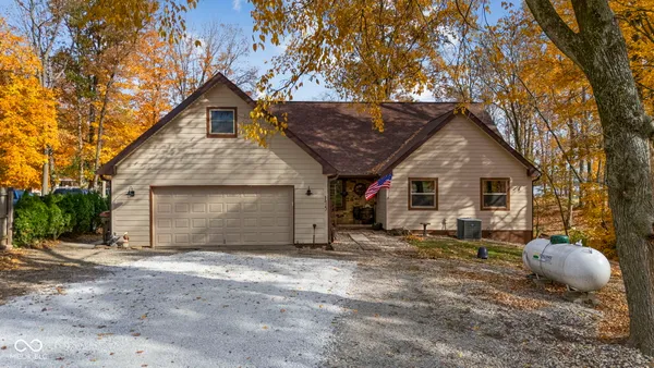 $862,800 | 175 Mill Spring Drive, Coatesville, IN 46121