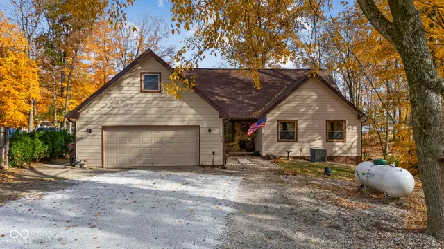 $884,900 | 175 Mill, Coatesville, IN 46121