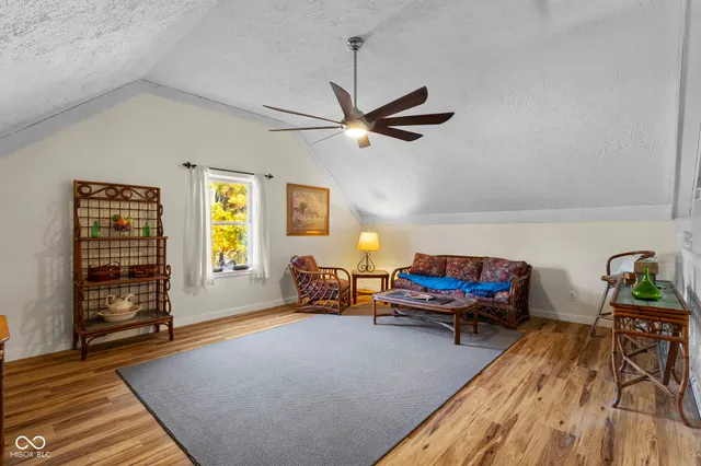 $884,900 | 175 Mill, Coatesville, IN 46121