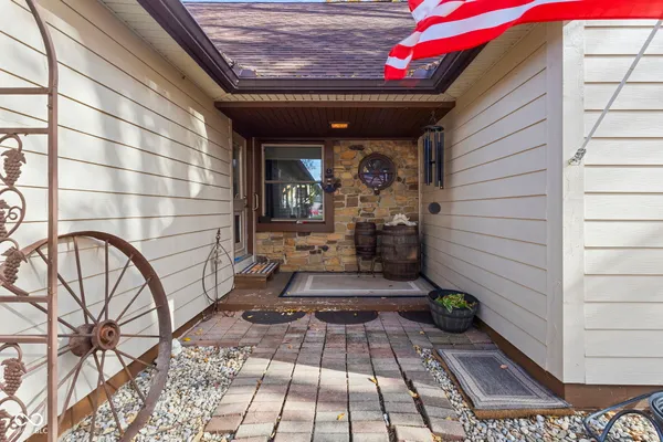 $862,800 | 175 Mill Spring Drive, Coatesville, IN 46121