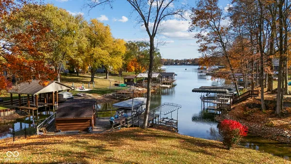 $862,800 | 175 Mill Spring Drive, Coatesville, IN 46121