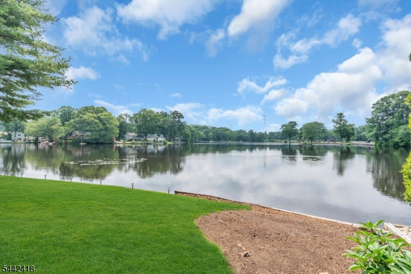3 Duck Point Terrace Wharton, NJ 07885 - Photo 34 of 38
