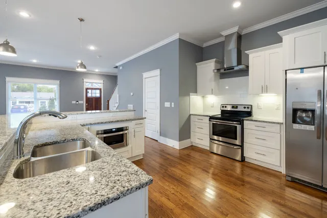 $769,900 | 1010 57th Avenue North, Nashville, TN 37209