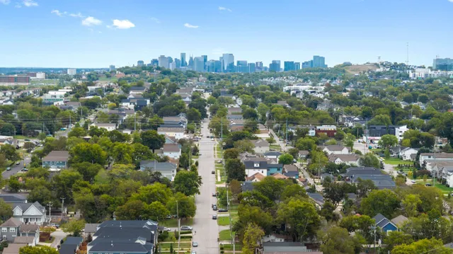 $769,900 | 1010 57th Avenue North, Nashville, TN 37209