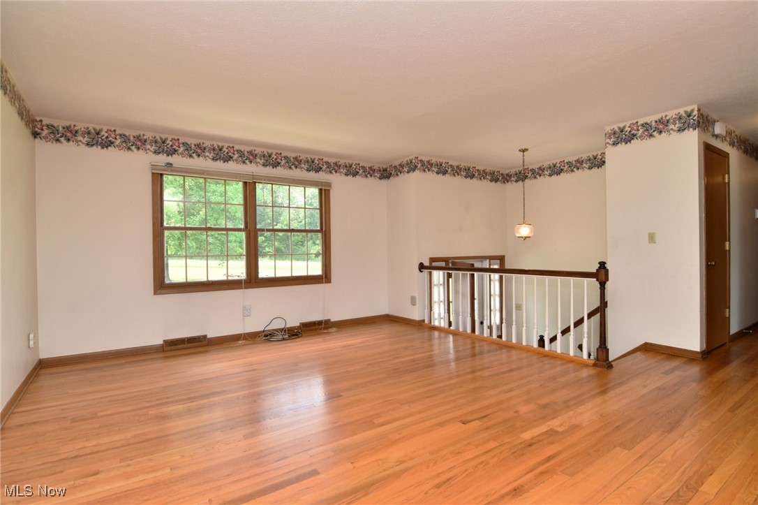 9758 Mulberry Road Chardon, OH 44024 - Photo 2 of 27 Gallery Image 2