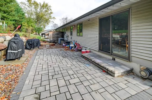 $339,900 | 2035 Continental Lane, Cross Plains, WI 53528