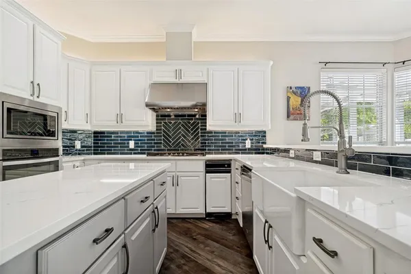 $649,900 | 114 Danielle Drive, Weatherford, TX 76087