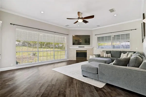 $649,900 | 114 Danielle Drive, Weatherford, TX 76087