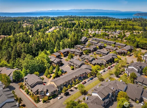 $560,000 | 4810 Pointes Drive, Mukilteo, WA 98275