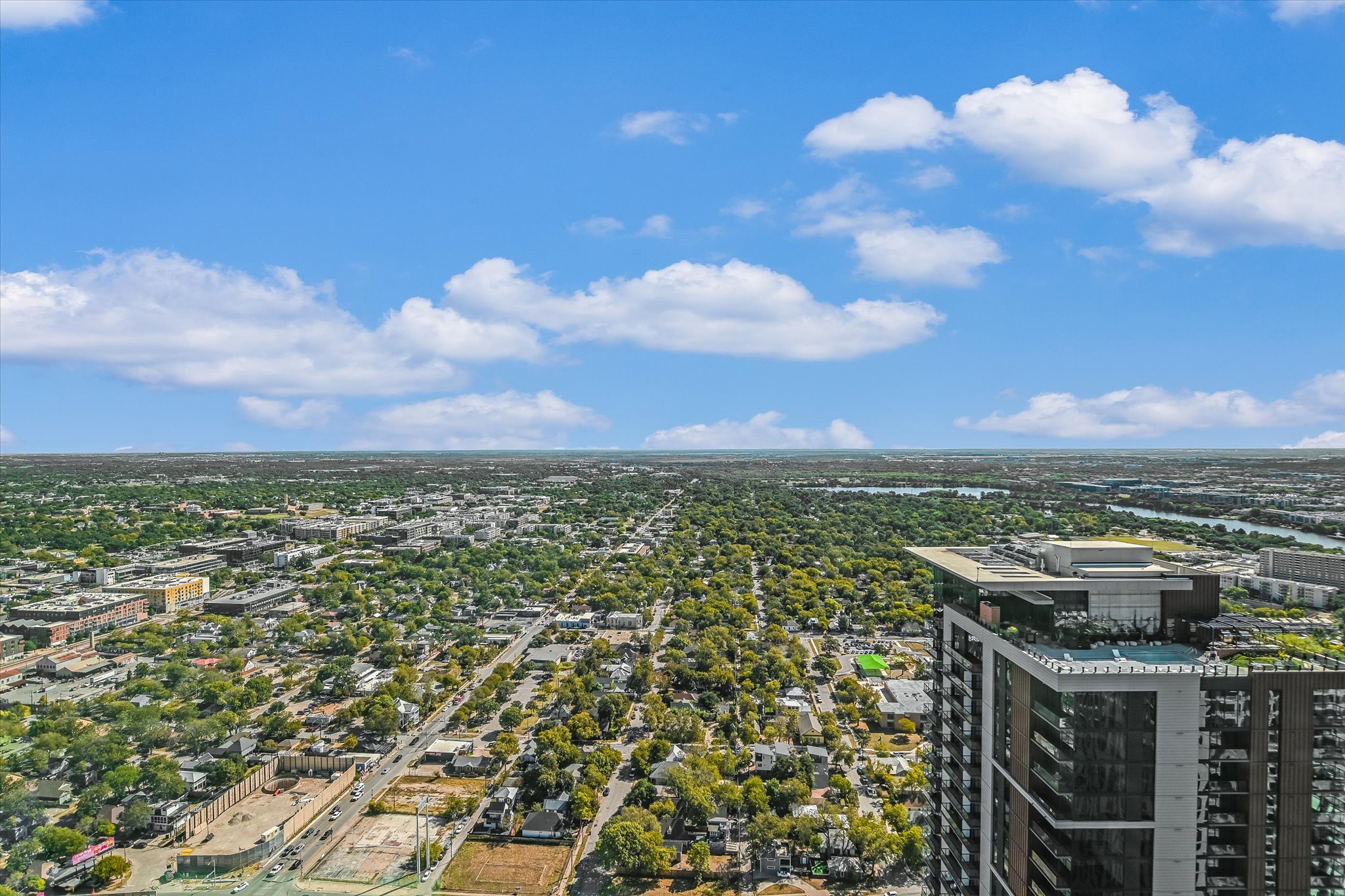 610 Davis Street, Unit 4501 Austin, TX 78701 - Photo 20 of 33 a view of a city