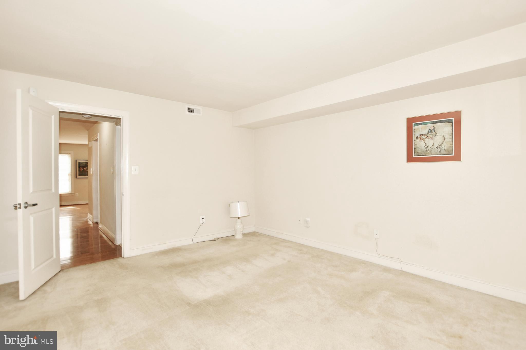 35 14th Street Northeast, Unit 35 Washington, DC 20003 - Photo 26 of 27