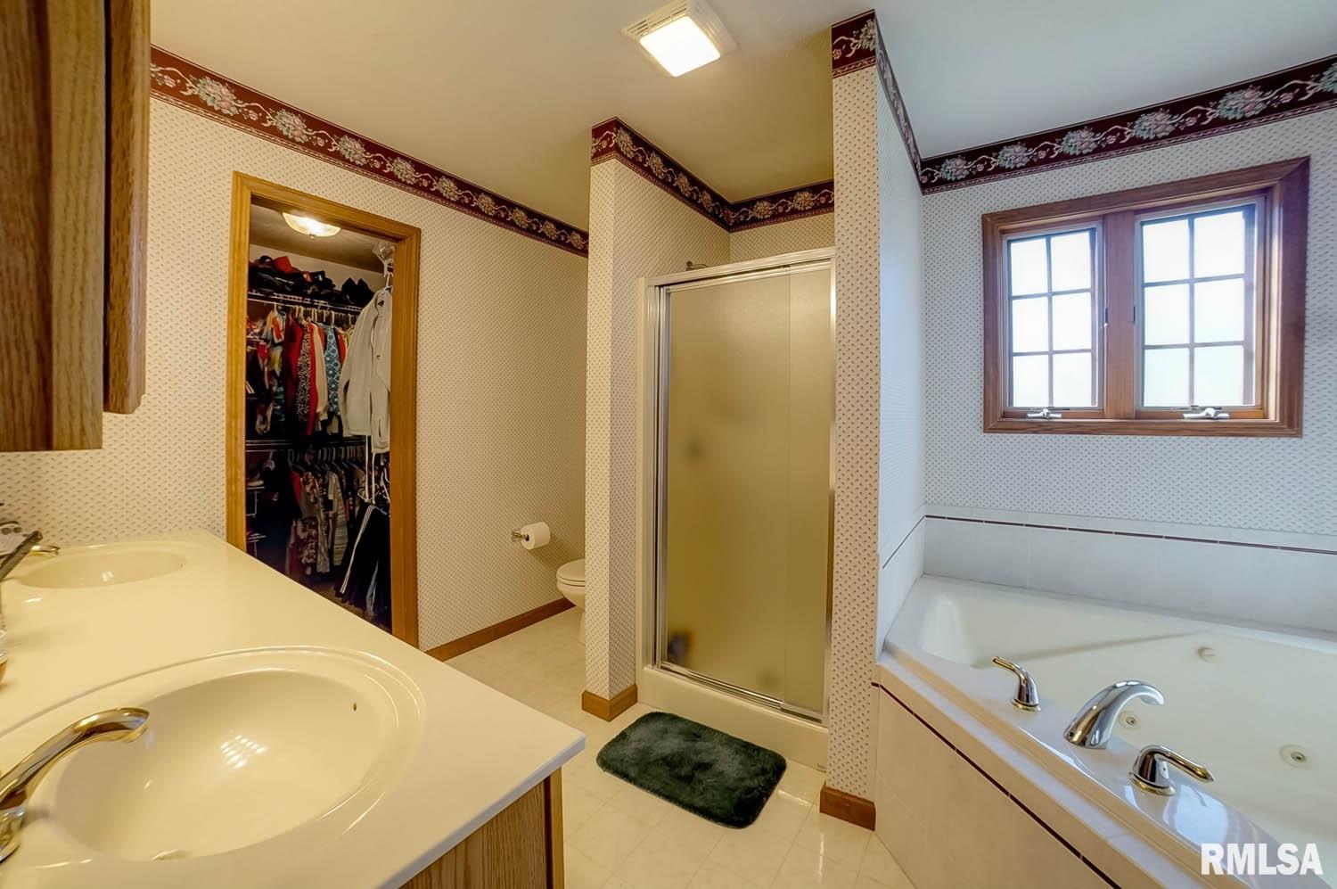 4330 Arapahoe Drive Springfield, IL 62711 - Photo 15 of 39 Gallery Image 15