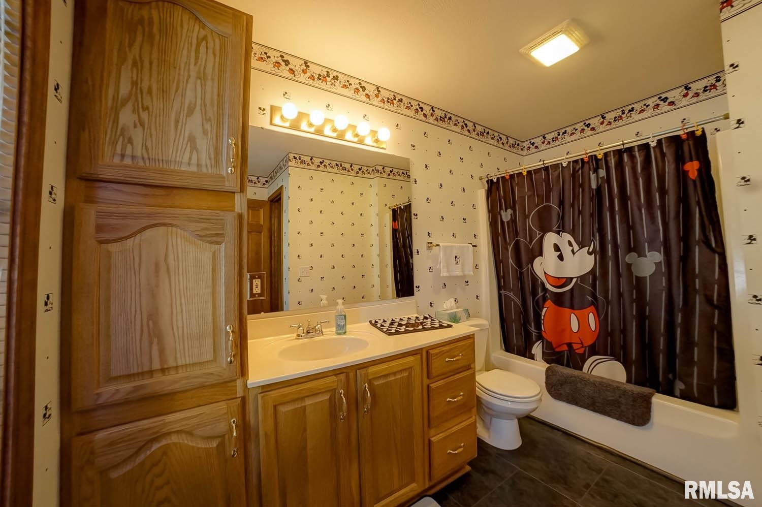 4330 Arapahoe Drive Springfield, IL 62711 - Photo 21 of 39 Gallery Image 21