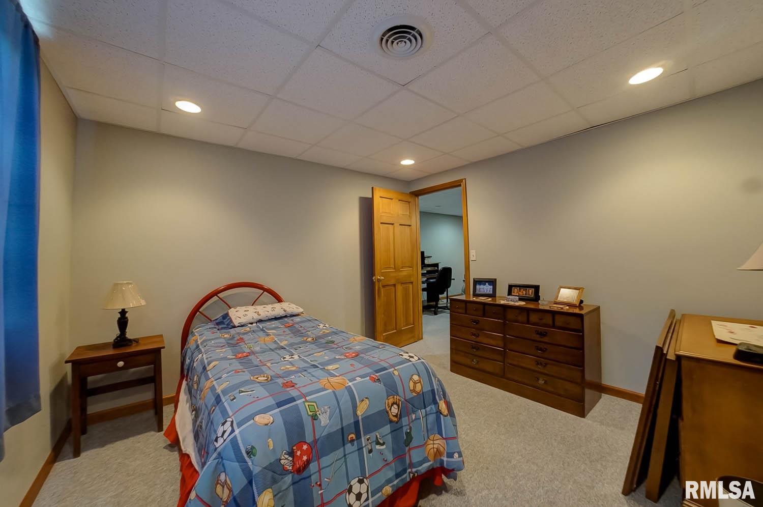 4330 Arapahoe Drive Springfield, IL 62711 - Photo 29 of 39 Gallery Image 29