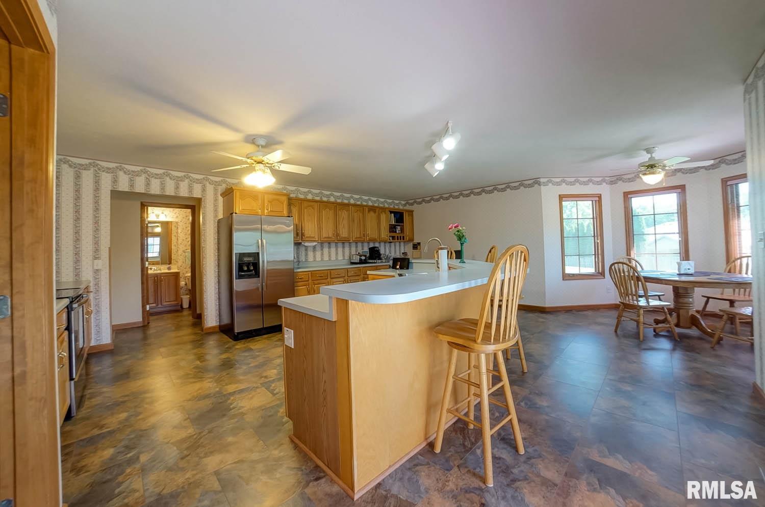 4330 Arapahoe Drive Springfield, IL 62711 - Photo 9 of 39 Gallery Image 9