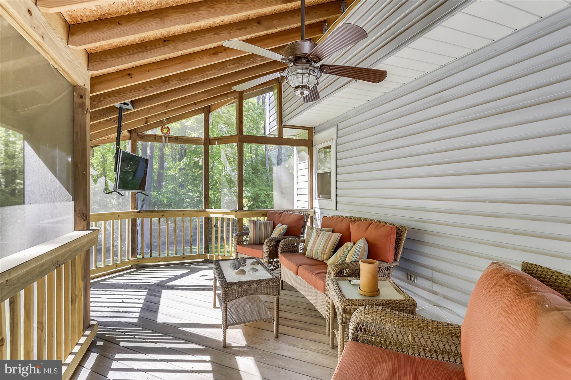 611 Bryants Nursery Road Silver Spring, MD 20905 - Photo 14 of 38 Screened porch off kitchen
