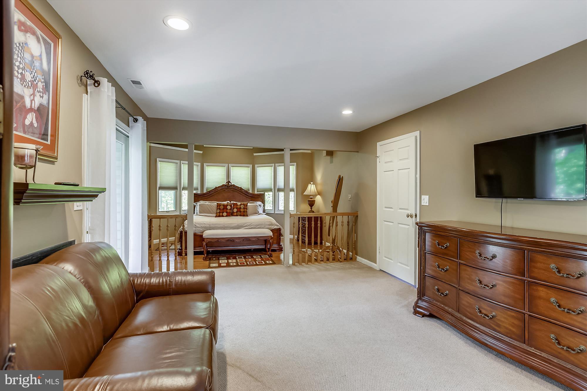 611 Bryants Nursery Road Silver Spring, MD 20905 - Photo 18 of 38 Primary bedroom