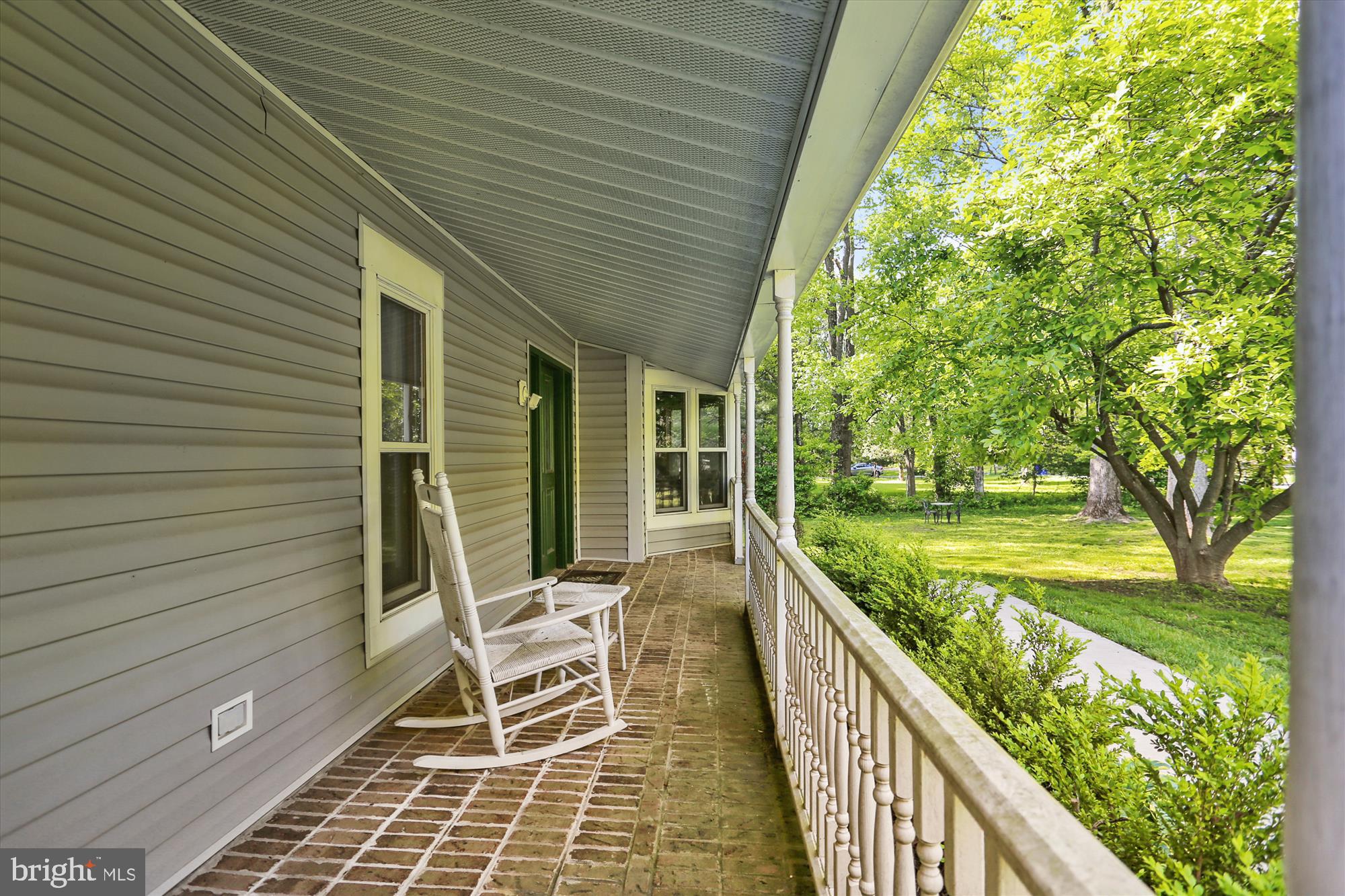 611 Bryants Nursery Road Silver Spring, MD 20905 - Photo 2 of 38 Front porch