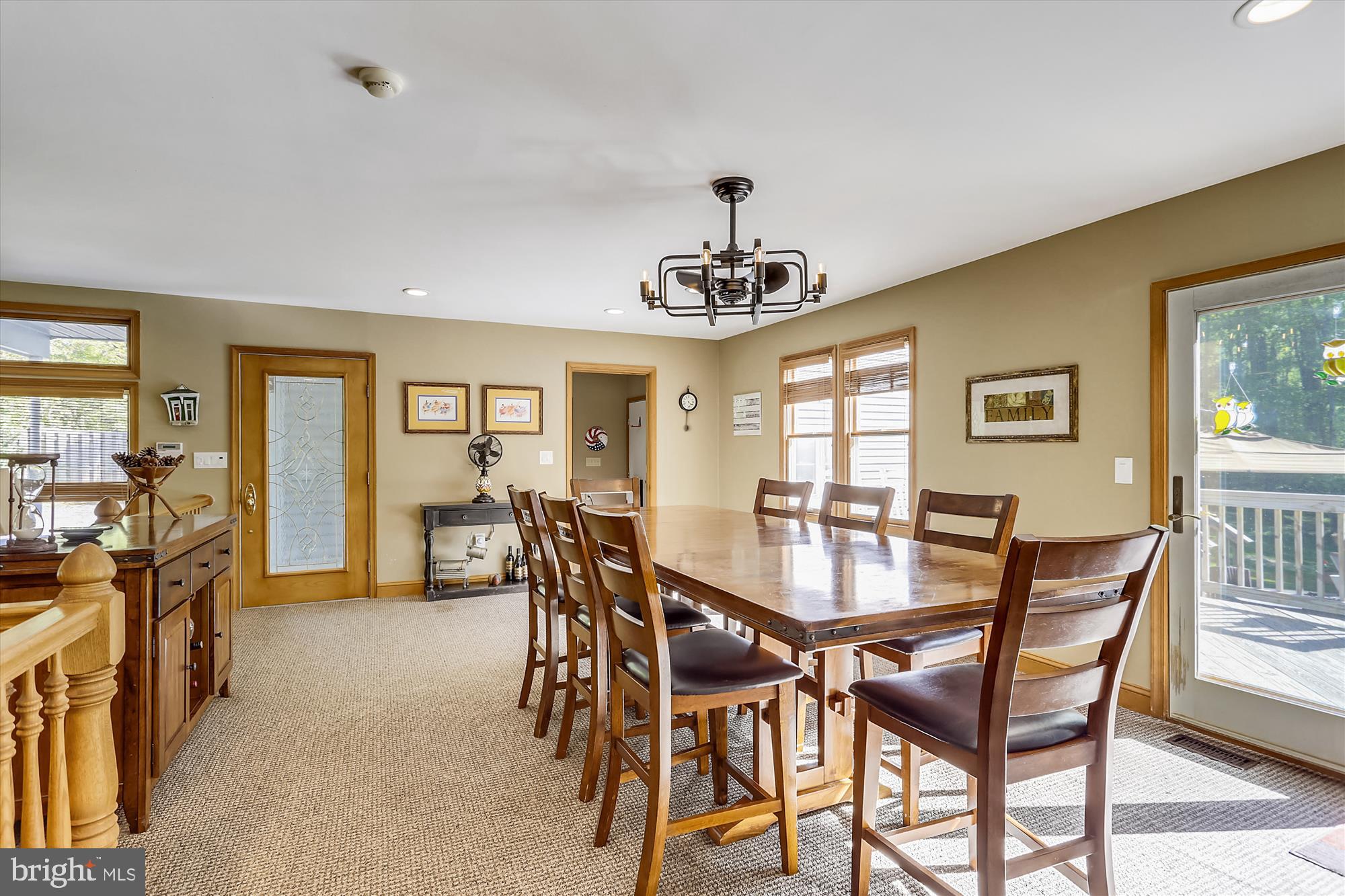 611 Bryants Nursery Road Silver Spring, MD 20905 - Photo 8 of 38 Family dining area