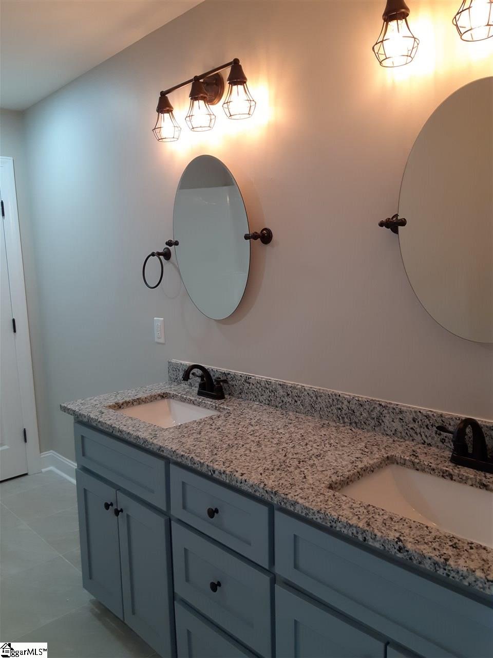 208 Ginko Ridge Pickens, SC 29671 - Photo 14 of 21