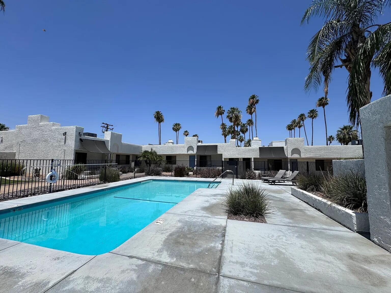 45451 Deep Canyon Road, Unit 2 Palm Desert, CA 92260 - Photo 17 of 24 16