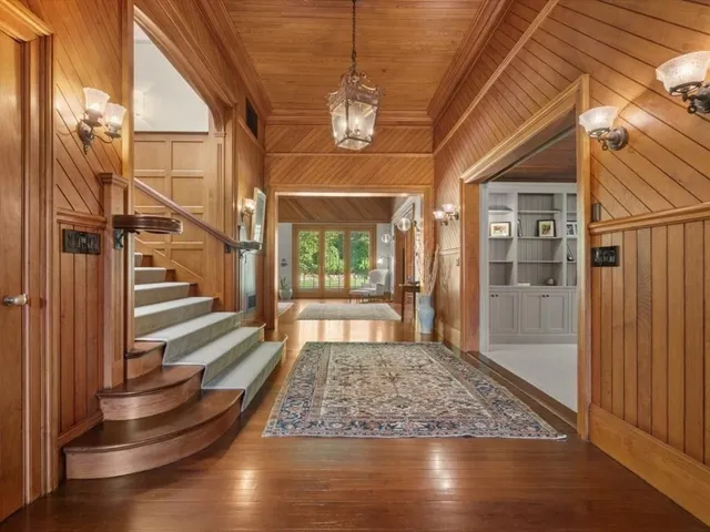 a view of an entryway