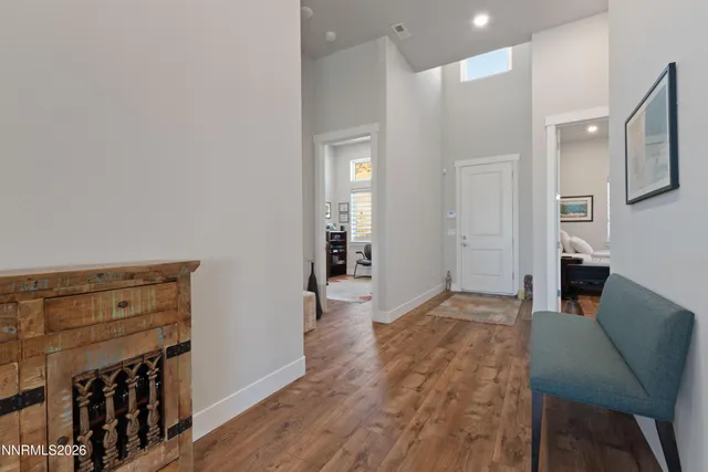 a view of livingroom with hardwood floor