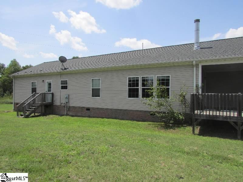 269 Currys Lake Road Gray Court, SC 29645 - Photo 3 of 18