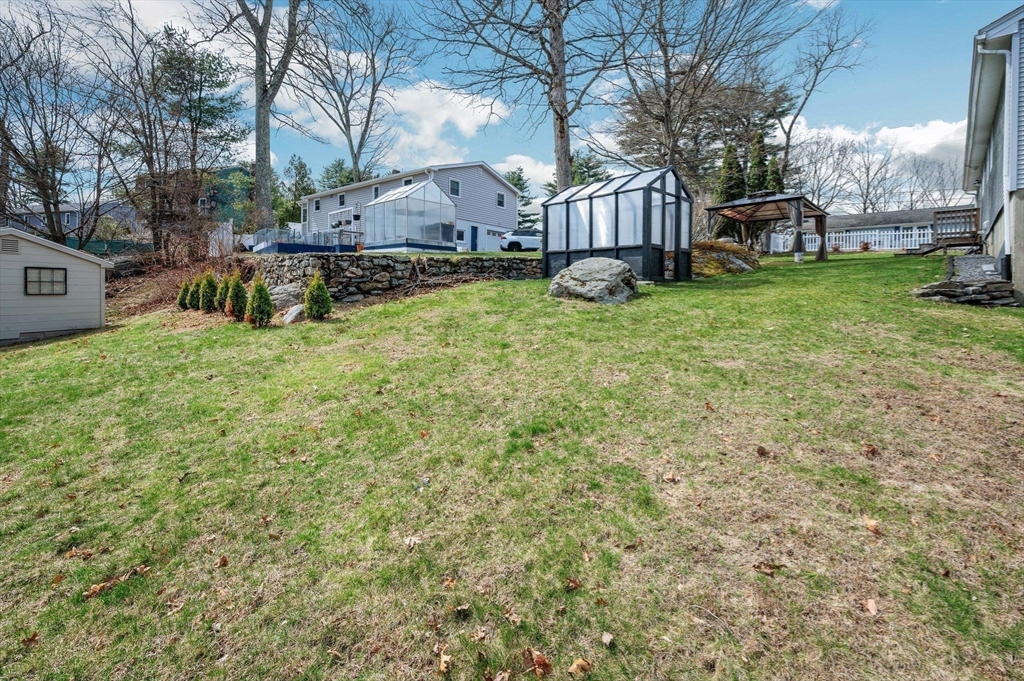 4 Ridge Road Hudson, MA 01749 - Photo 28 of 30 Gallery Image 28