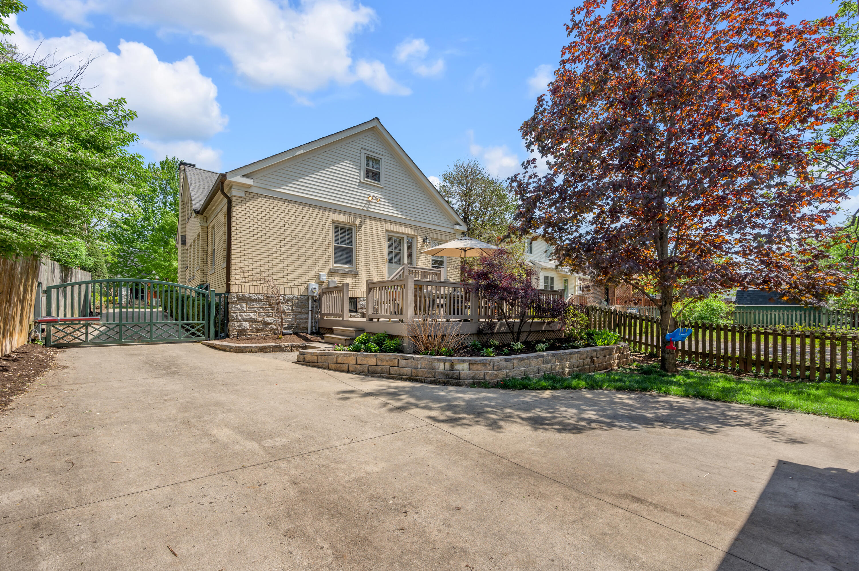 1404 Cochran Road Lexington, KY 40502 - Photo 73 of 74 TDB_8201