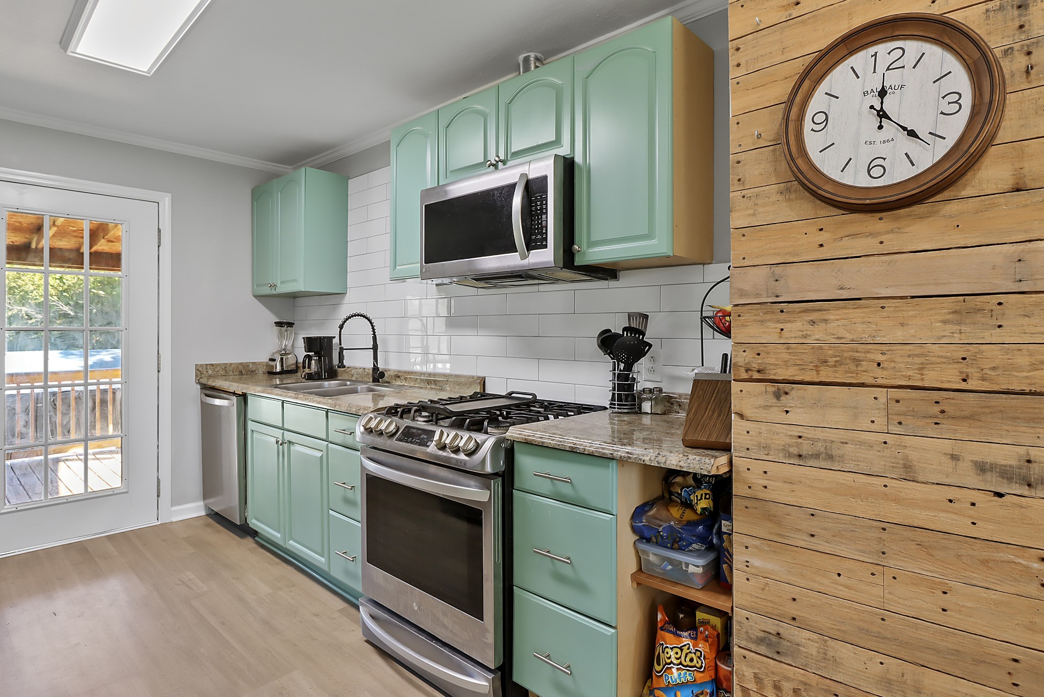 4369 Washington Road Greenbrier, TN 37073 - Photo 7 of 10