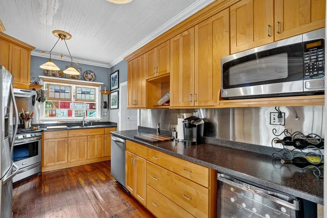 $1,475,000 | 500 South Riverside Drive, New Smyrna Beach, FL 32168