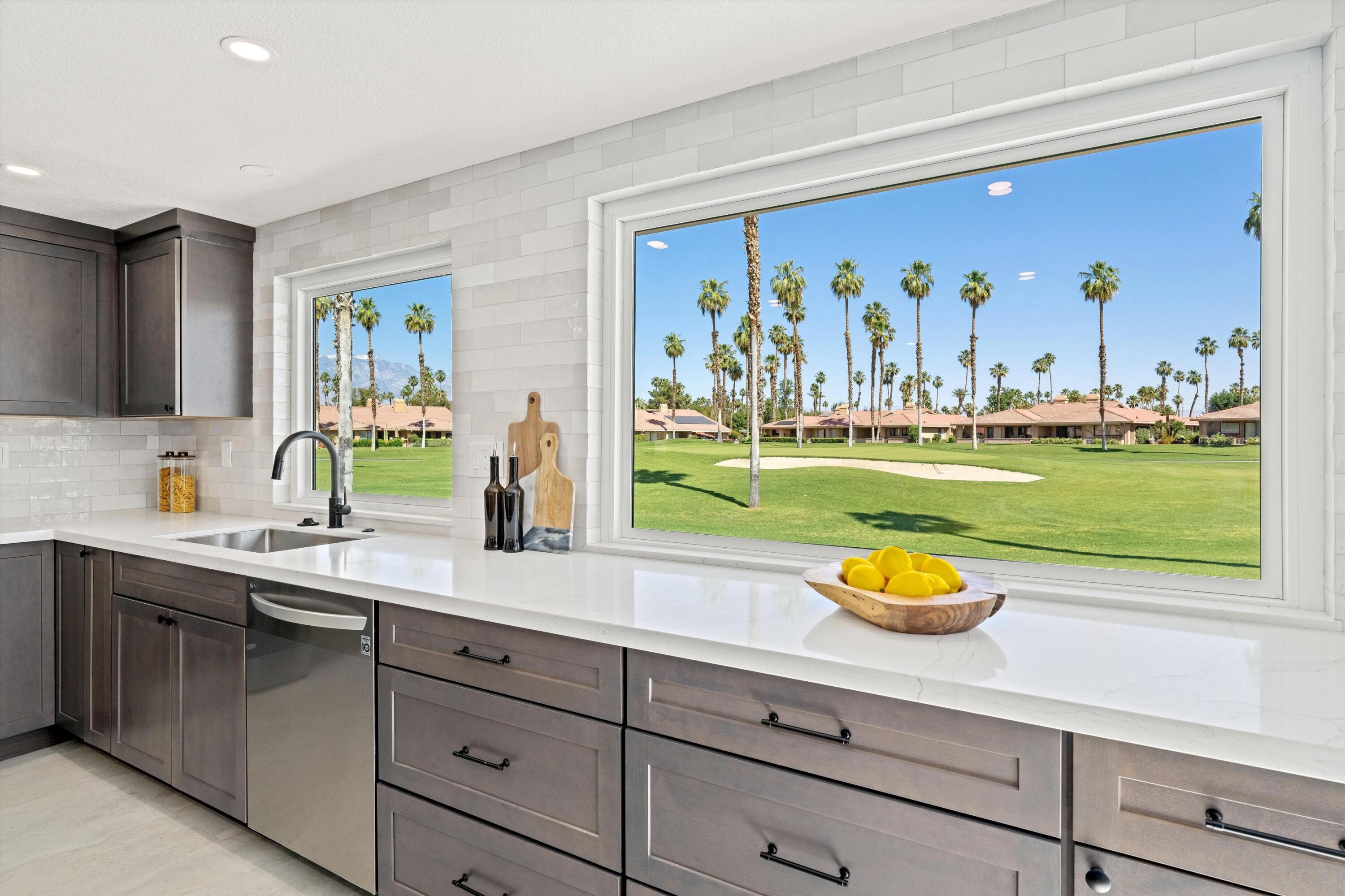 35 Maximo Way Palm Desert, CA 92260 - Photo 2 of 38 26-56769684