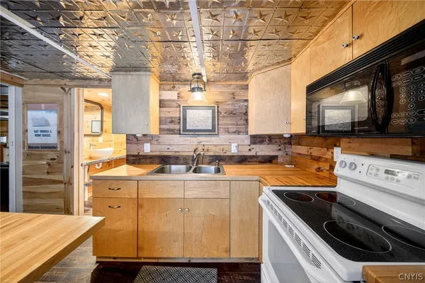 $199,900 | 11812 River Road, Florence, NY 13316