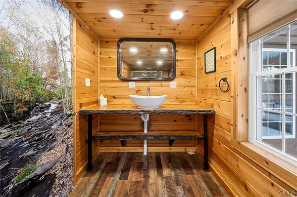 $199,900 | 11812 River Road, Florence, NY 13316