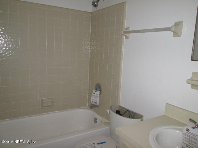 1065 Rene Court Orange Park, FL 32065 - Photo 12 of 15 Bathroom 2